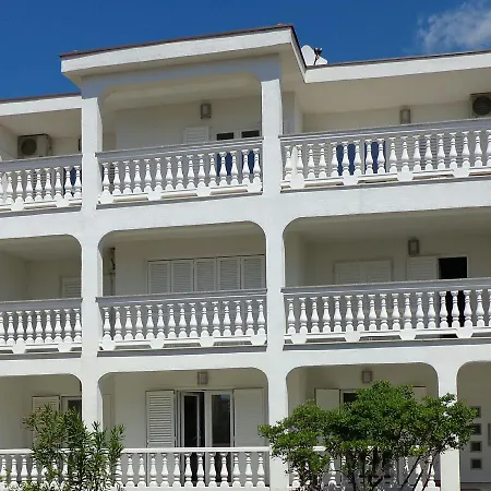 Sundecker Apartment
